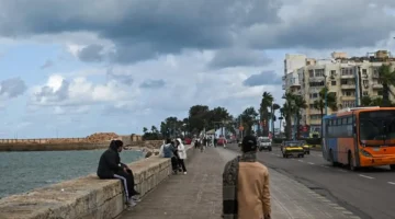 تقلبات جوية تضرب البلاد 48 ساعة بأمطار رعدية ورياح مثيرة للأتربة